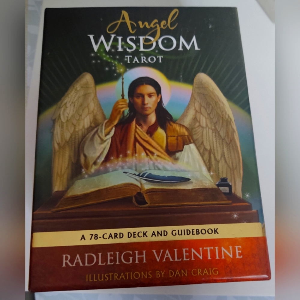 Radleigh Valentine Angel Wisdom Tarot Deck